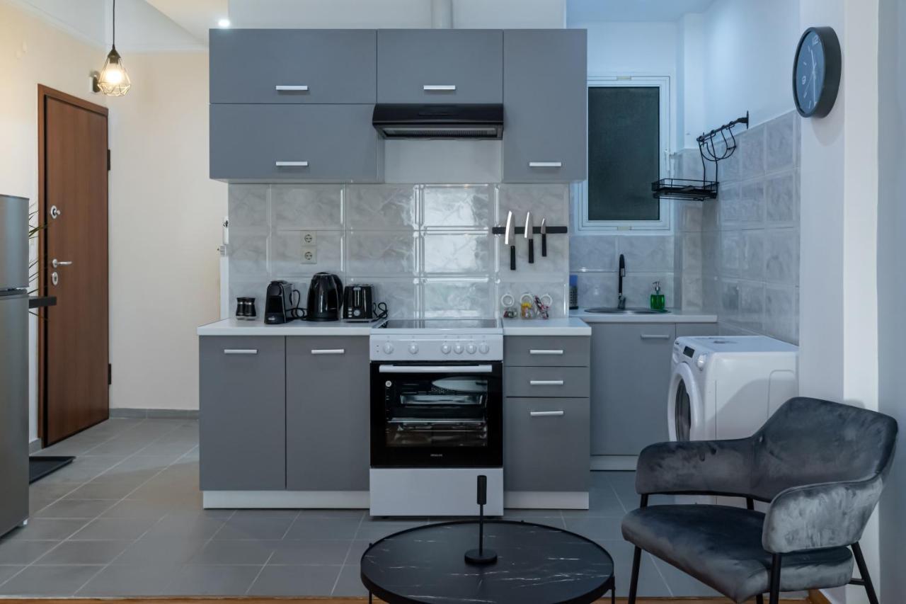 Ferienwohnung Couple Getaway With Queen Bed Athen Exterior foto